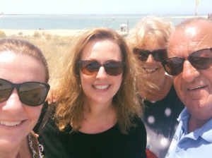 Ik Vertrek, ik vertrek ooit, Las dos hermanas