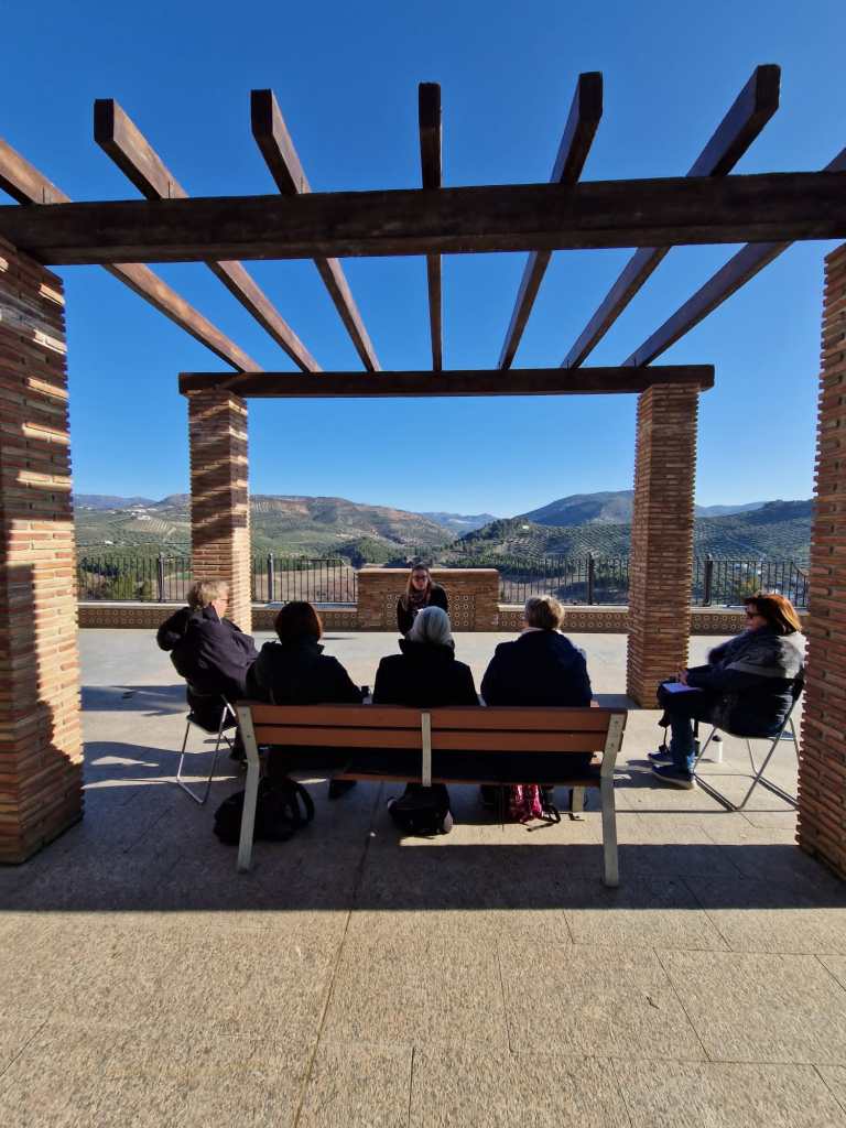 Kim_en_Wendy, Margriet, Spaanse taalreis, Iznajar, Olga, dochters, taal_en_cultuur_reis, Las_dos_hermanas, Andalusië, Andalusie, Malaga, Málaga, Kim, Wendy, Spaanse_cursus, Spaans_leren_in_Spanje, Mundo_hispanico, Mundohispanico, Cursus_Spaans,