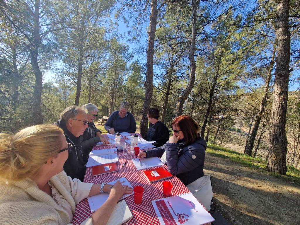 Kim_en_Wendy, Margriet, Spaanse taalreis, Iznajar, Olga, dochters, taal_en_cultuur_reis, Las_dos_hermanas, Andalusië, Andalusie, Malaga, Málaga, Kim, Wendy, Spaanse_cursus, Spaans_leren_in_Spanje, Mundo_hispanico, Mundohispanico, Cursus_Spaans,